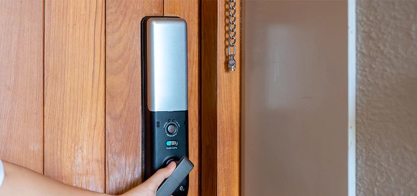 Home Security Electronic Locks Upgrades in Artesia, CA