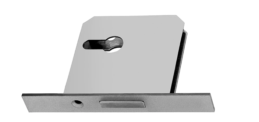 Fix A Deadbolt Door Lock in Artesia, California